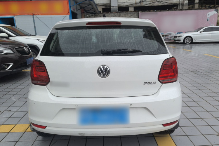 Volkswagen Polo 2018 car image #6