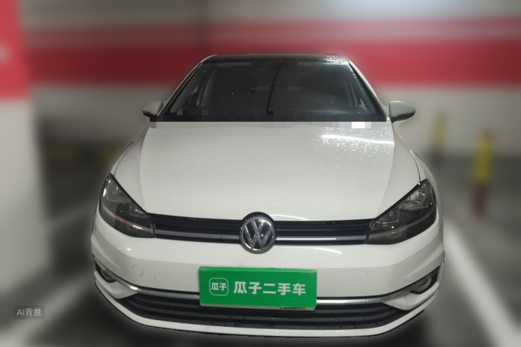 Volkswagen Golf 2020 car image #3