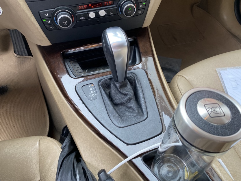 BMW 3 Series (Imported) 2010 #8 BMW 3 Series (Imported) 2010 car image #8