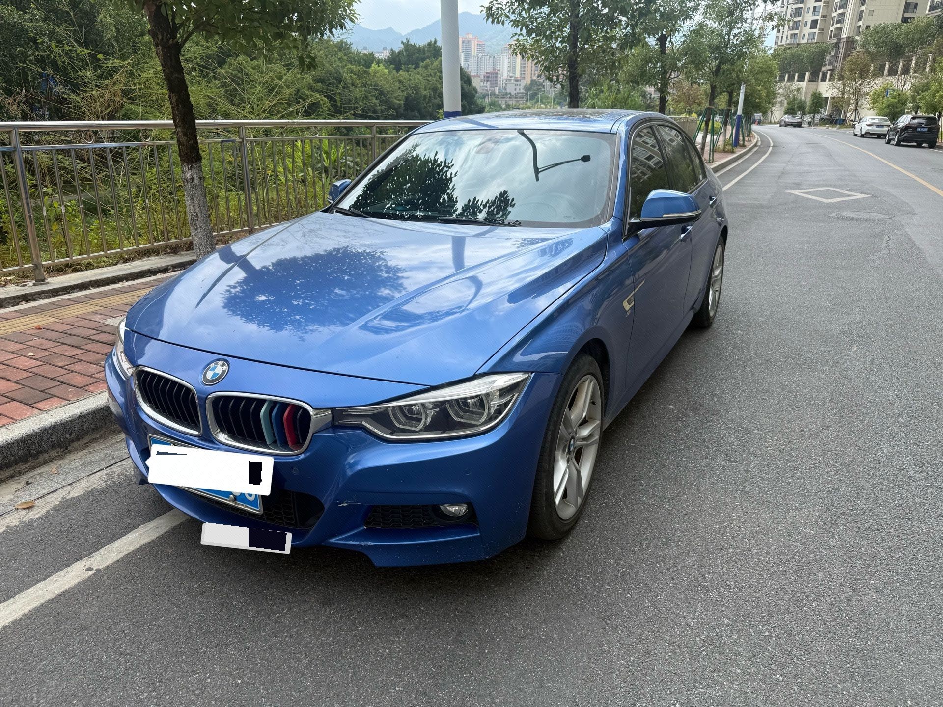 BMW 3 Series 2019 immagine di auto 
