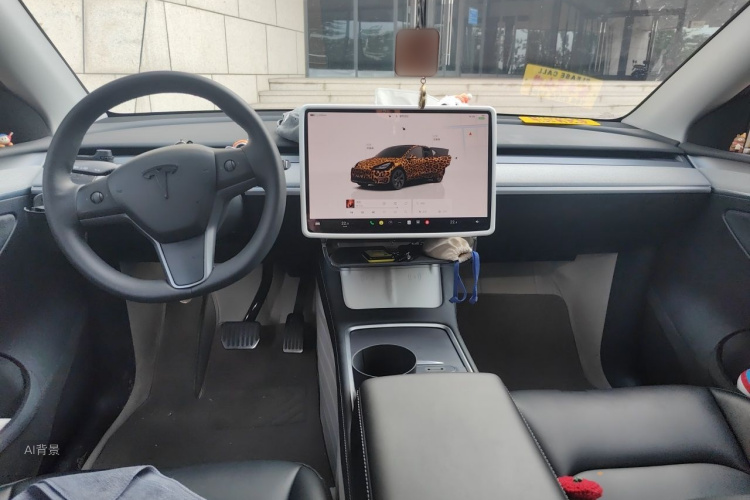 Tesla Model Y 2024 #11 Tesla Model Y 2024 car image #11