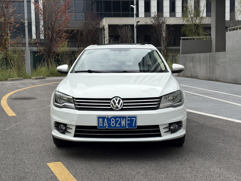 Volkswagen Bora 2015 car image #2