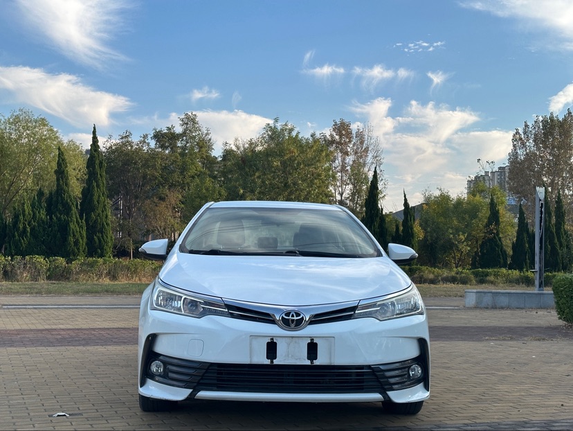 Toyota Corolla 2017 #2 Toyota Corolla 2017 car image #2