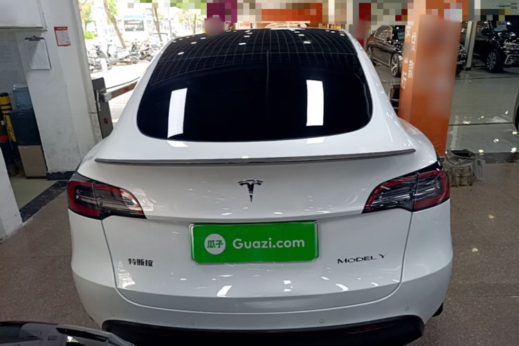 Tesla Model Y 2022 #6 Tesla Model Y 2022 car image #6