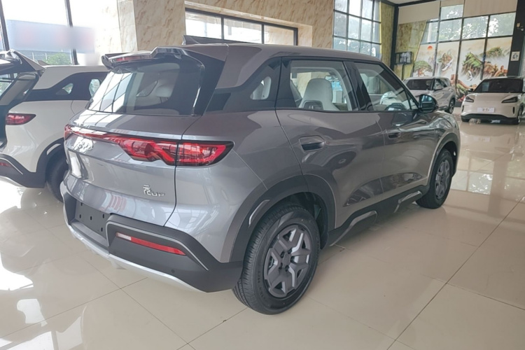 BYD YuanUP 2026 #7 BYD YuanUP 2026 car image #7