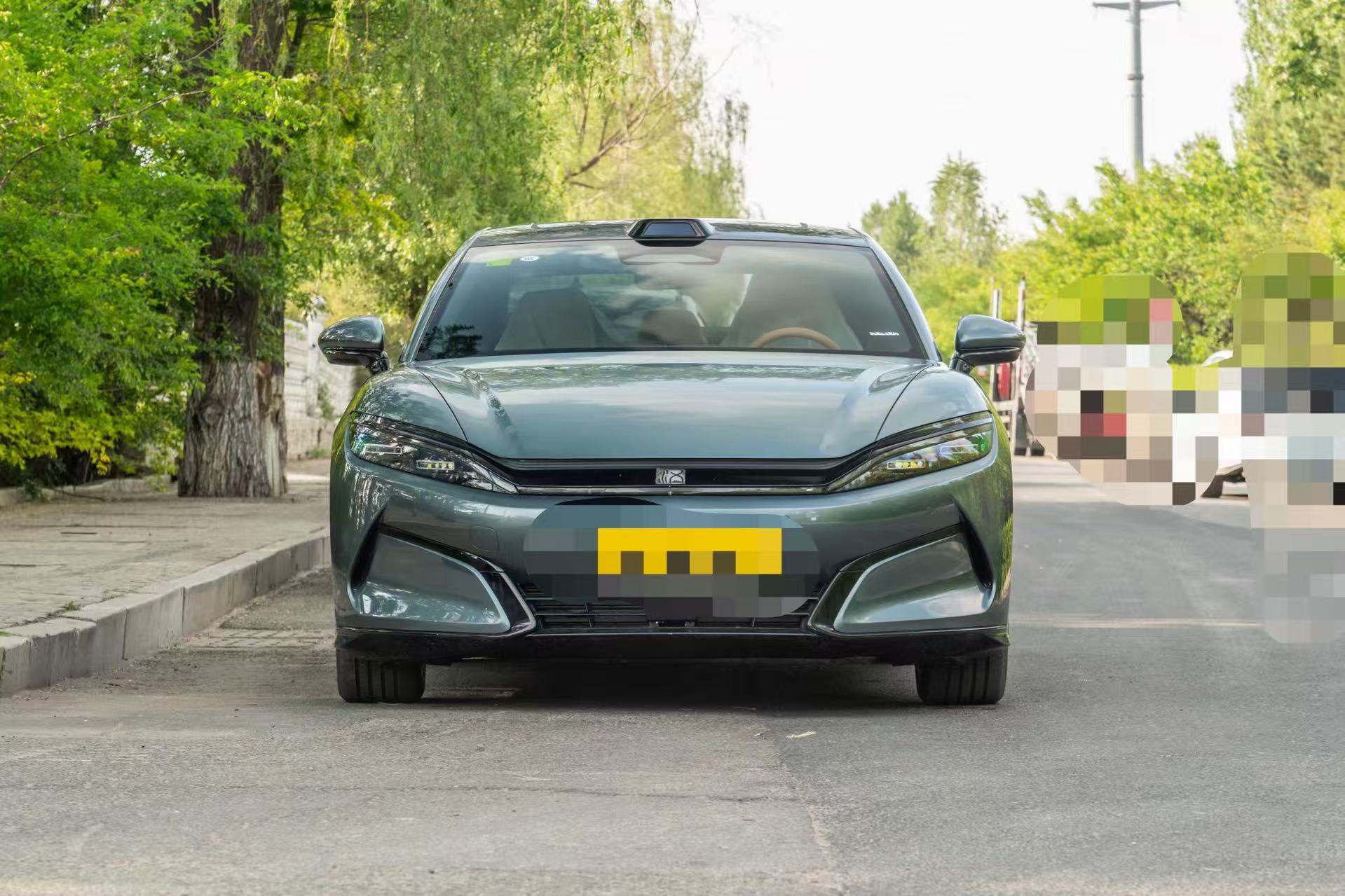 BYD HanL 2025 car image #2