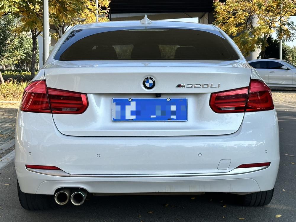 BMW 3 Series 2018 #5 BMW 3 Series 2018 car image #5