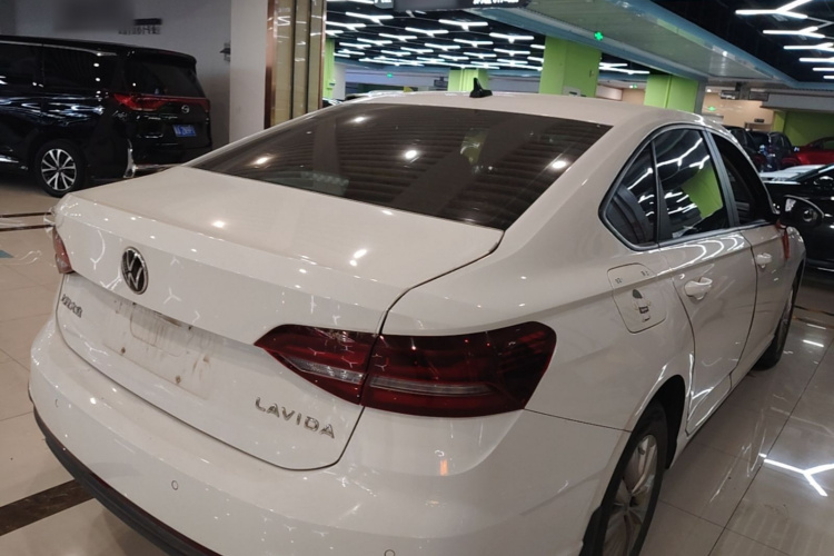2023 immagine di auto #7