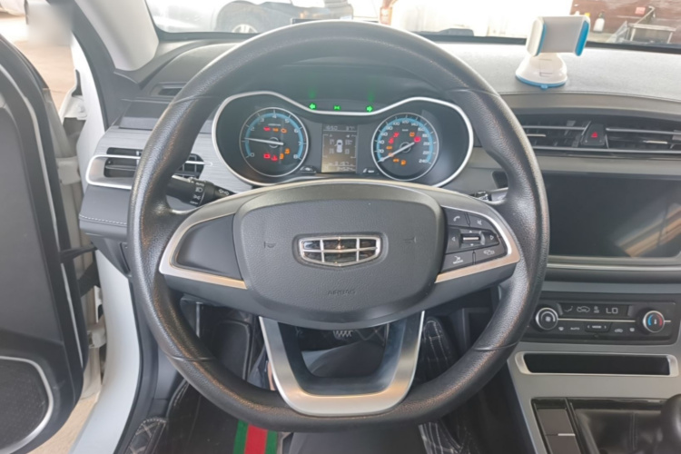 GEELY Emgrand 2022 car image #11