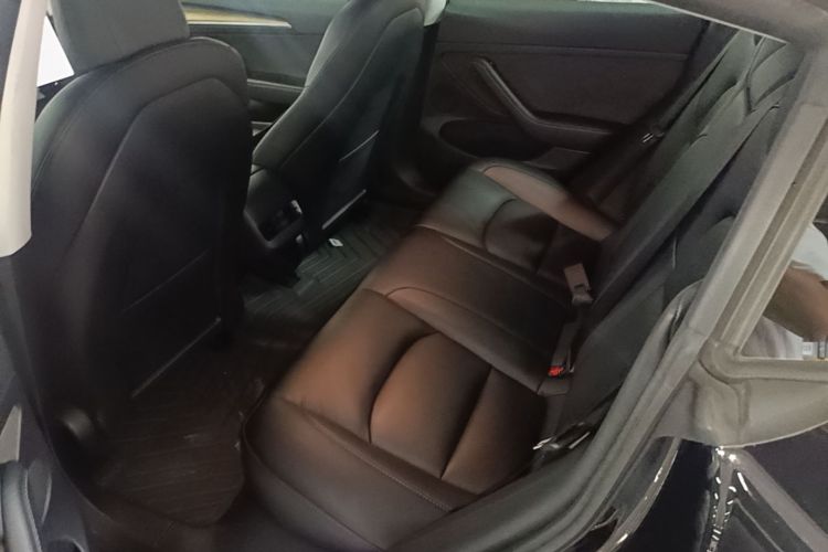 Tesla Model 3 2022 صورة سيارة #13