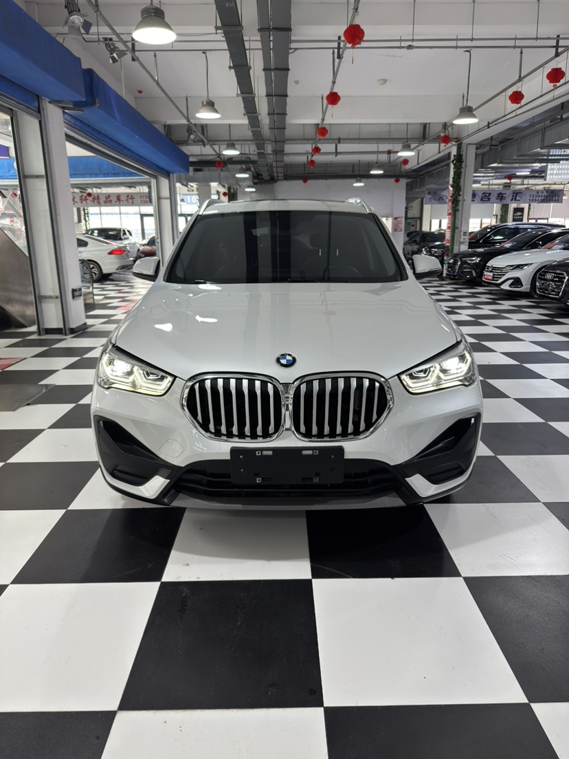 BMW X1 2022 #2 BMW X1 2022 car image #2