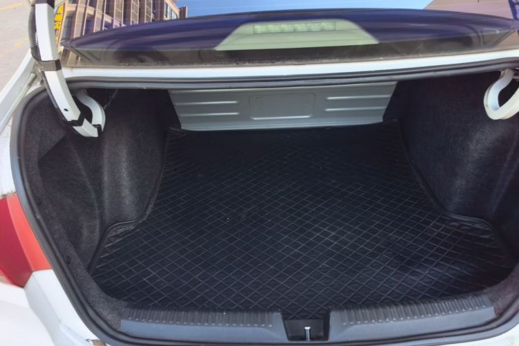Volkswagen Santana 2015 car image #19