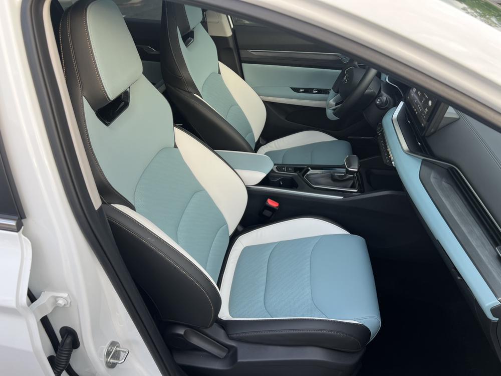 GEELY Emgrand S 2023 #17 GEELY Emgrand S 2023 car image #17