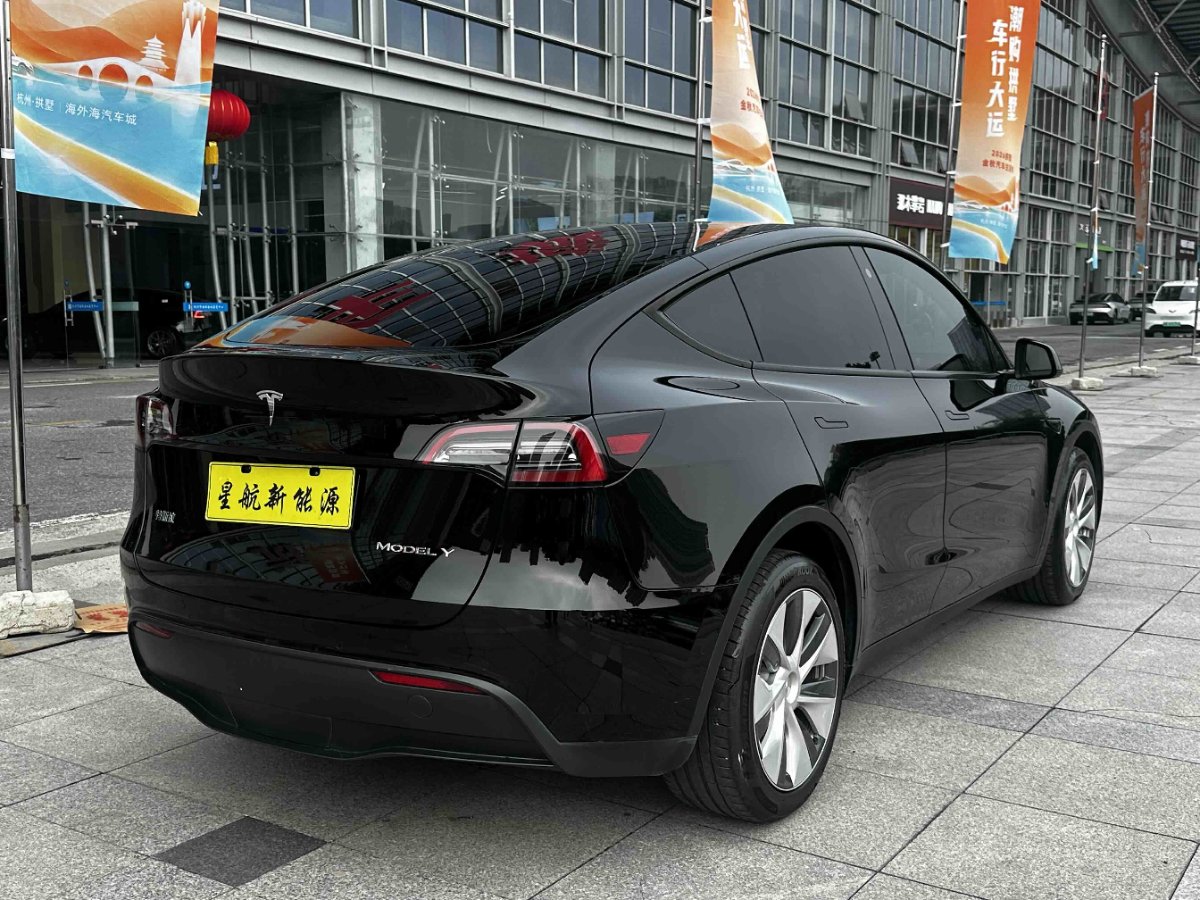 Tesla Model Y 2022 #4 Tesla Model Y 2022 immagine di auto #4