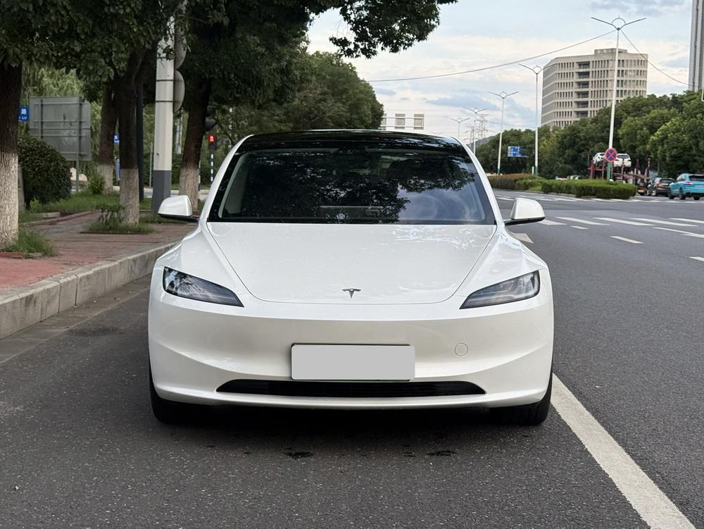 Tesla Model 3 2024 #2 Tesla Model 3 2024 car image #2