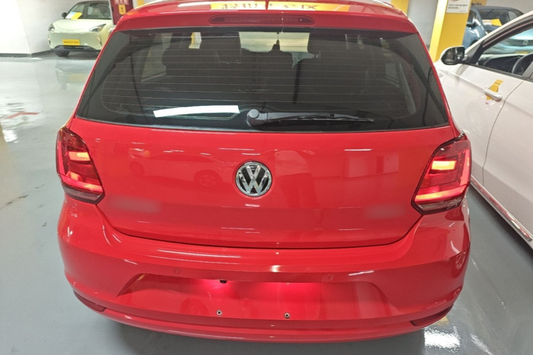 Volkswagen Polo 2015 #6 Volkswagen Polo 2015 car image #6
