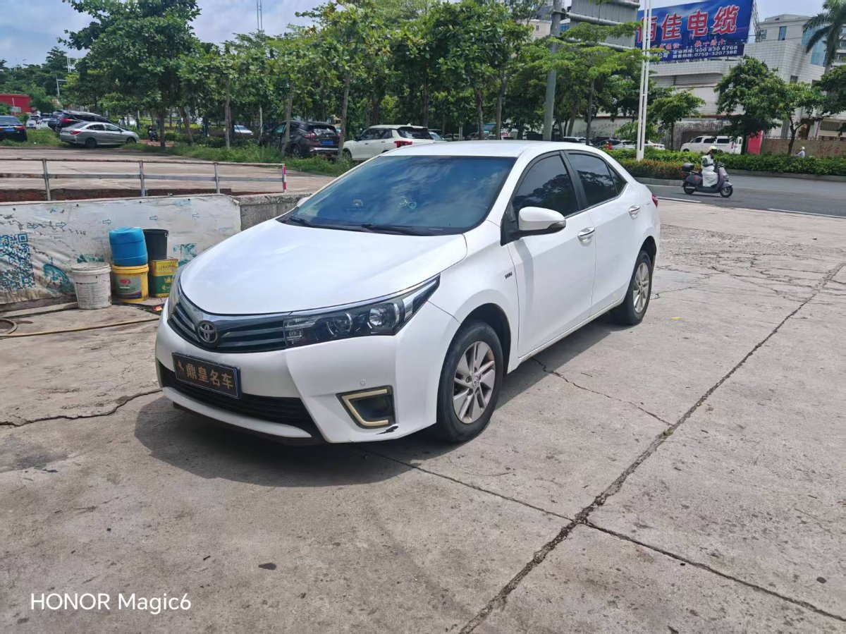 Toyota Corolla 2015 Toyota Corolla 2015 car image