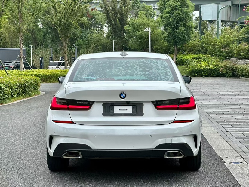 BMW 3 Series 2022 car image #5