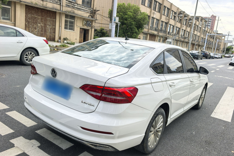 Volkswagen Lavida 2020 car image #6