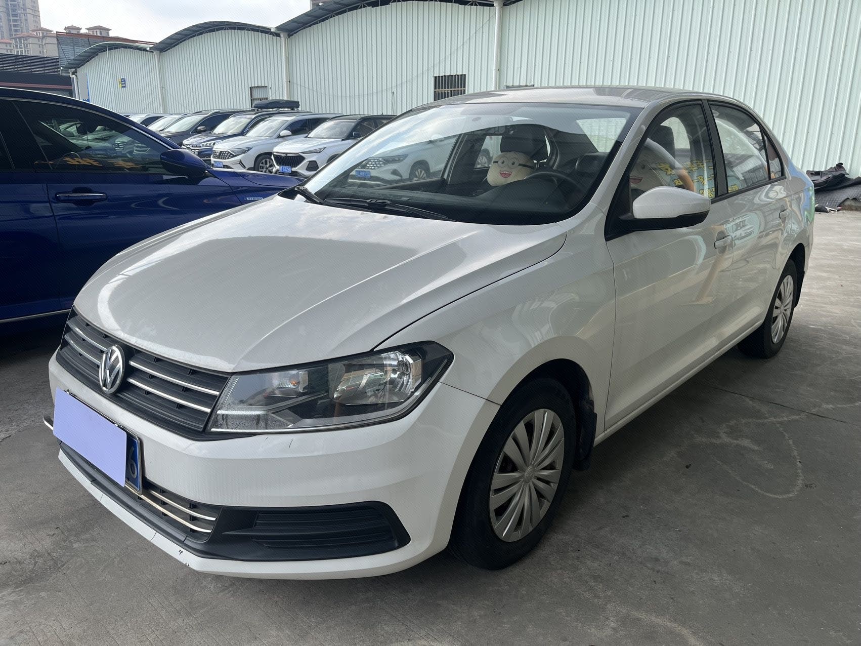 Volkswagen Santana 2017 car image 