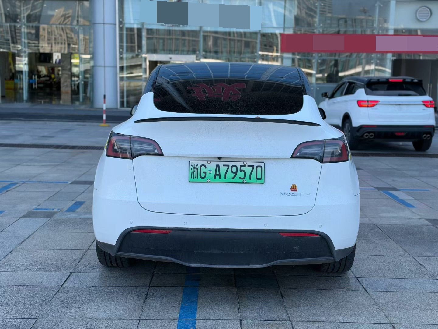 Tesla Model Y 2024 #8 Tesla Model Y 2024 изображение автомобиля #8