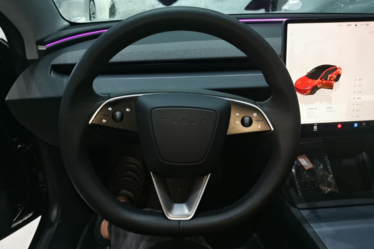 Tesla Model 3 2023 #11 Tesla Model 3 2023 car image #11