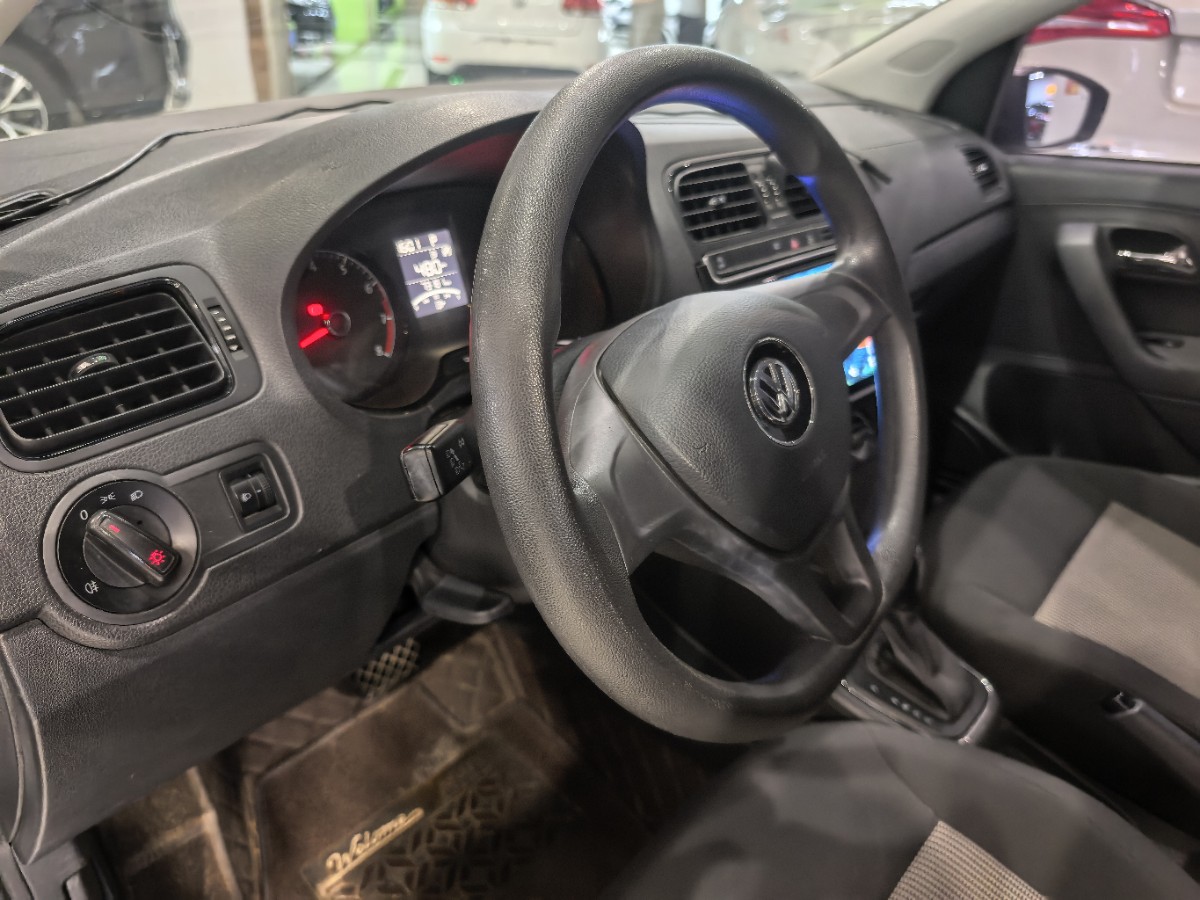 Volkswagen Polo 2019 immagine di auto #9