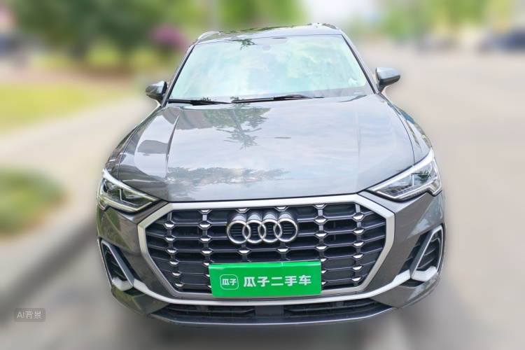 Audi Q3 2020 car image #3
