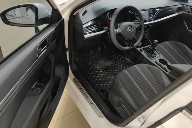 Volkswagen Lavida 2019 #16 Volkswagen Lavida 2019 car image #16