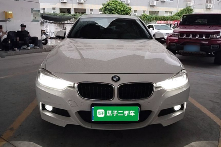 BMW 3 Series 2017 #3 BMW 3 Series 2017 car image #3