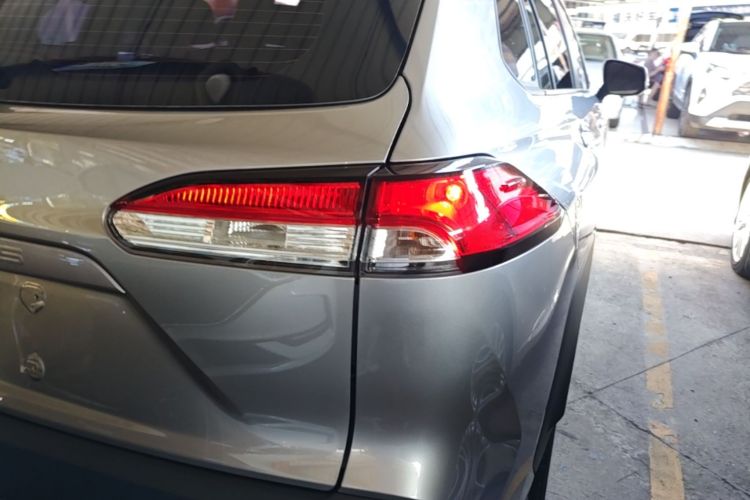 Toyota Corolla Cross 2024 immagine di auto #8