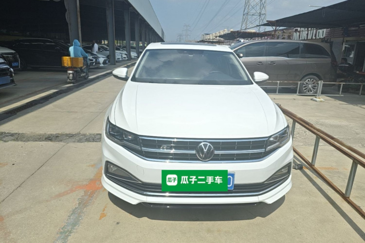 Volkswagen Bora 2022 car image #3