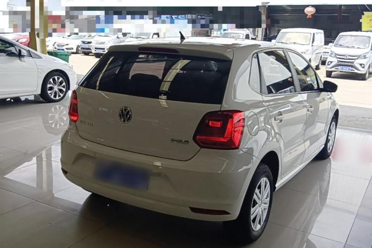 Volkswagen Polo 2018 car image #7