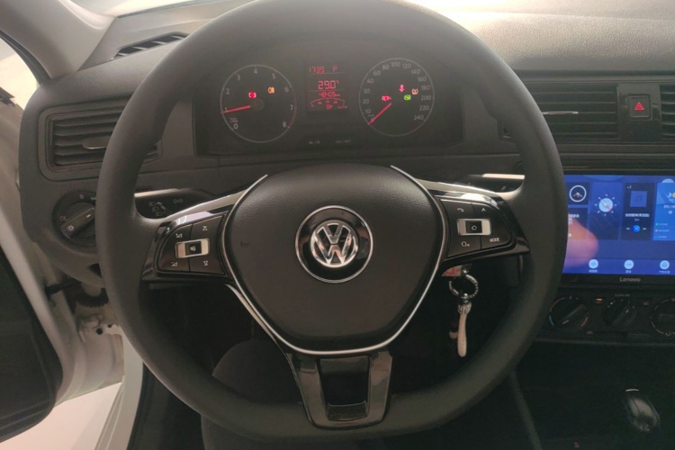Volkswagen Santana 2022 car image #15