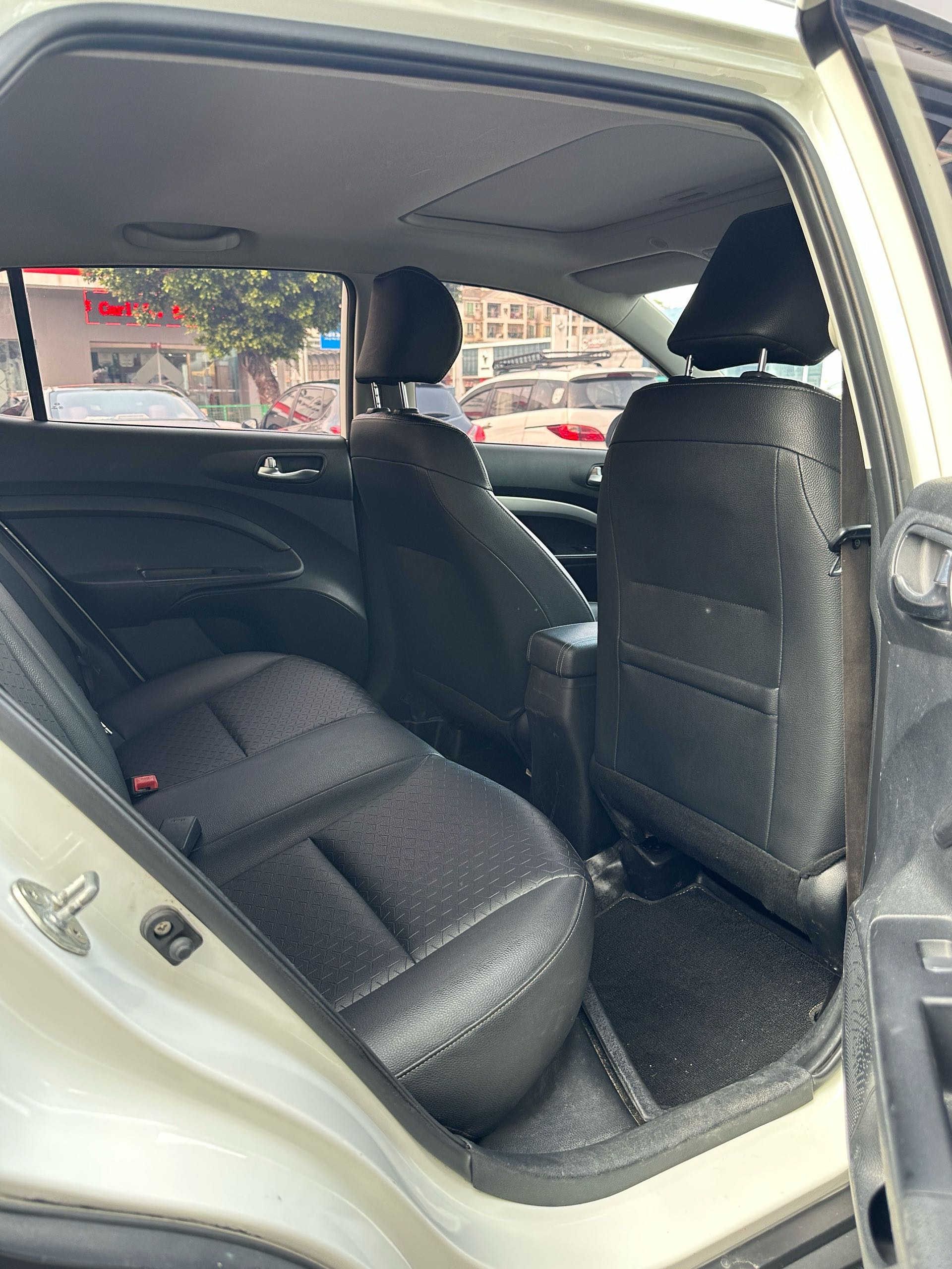 Kia KX1 2018 #18 Kia KX1 2018 صورة سيارة #18