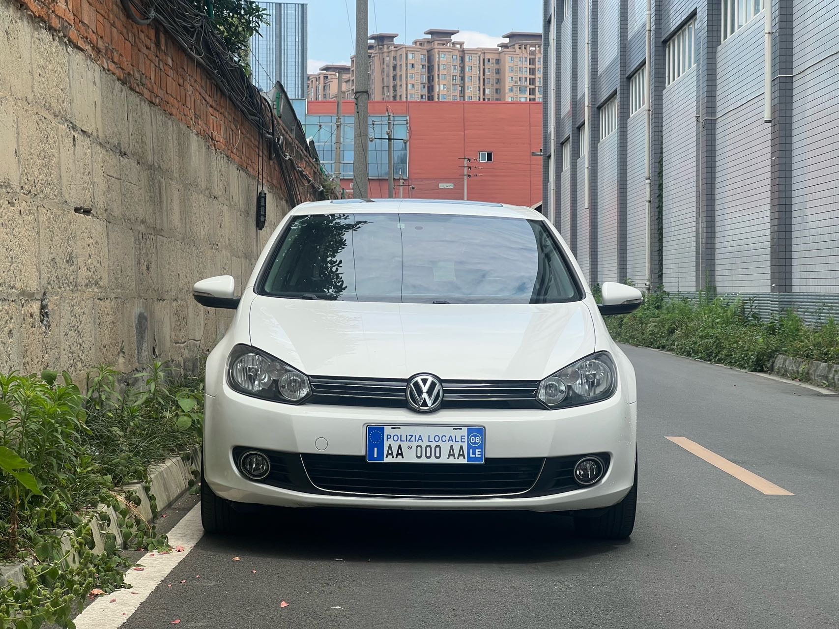 Volkswagen Golf 2013 car image #2
