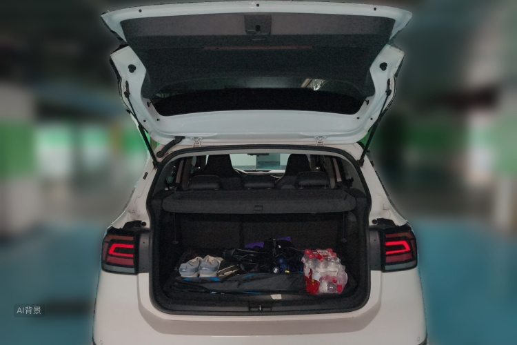 Volkswagen T-Cross 2020 #21 Volkswagen T-Cross 2020 car image #21
