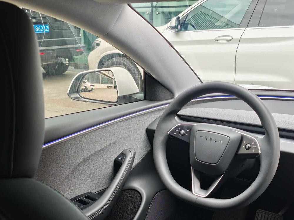 Tesla Model 3 2024 #16 Tesla Model 3 2024 car image #16