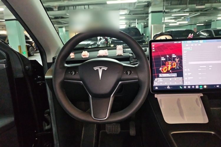 Tesla Model Y 2023 #11 Tesla Model Y 2023 car image #11