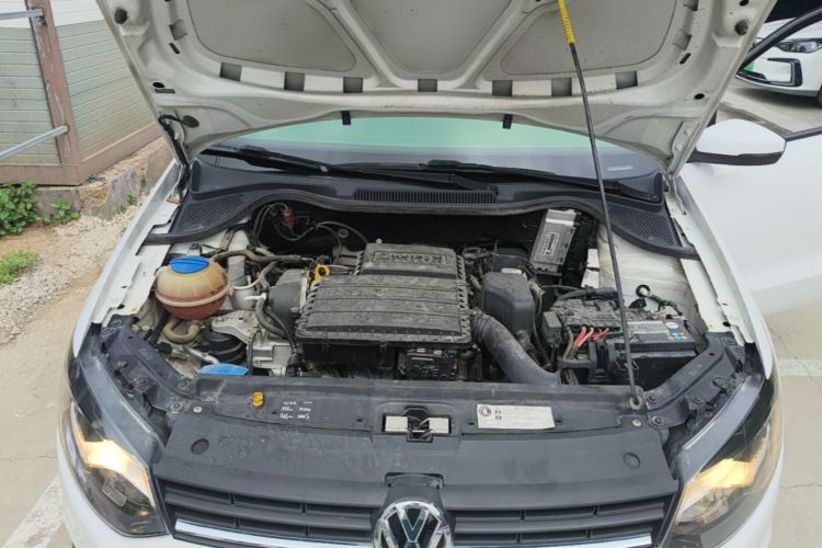 Volkswagen Polo 2019 car image #20