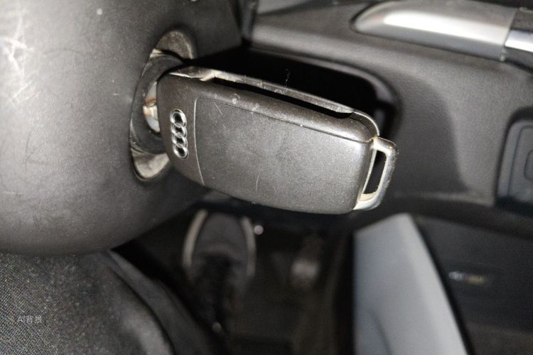 Audi A3 2018 car image #10