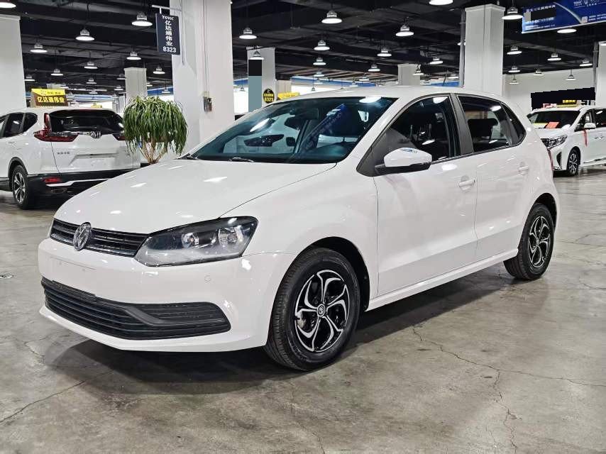 Volkswagen Polo 2017 car image 