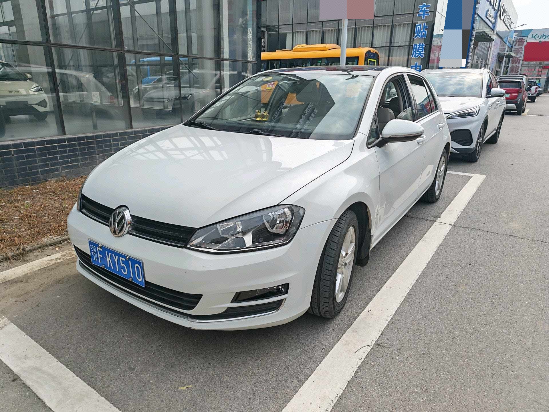 2014 2014 car image