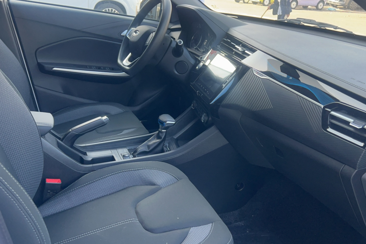 Chery Tiggo 3x 2025 image de voiture #11