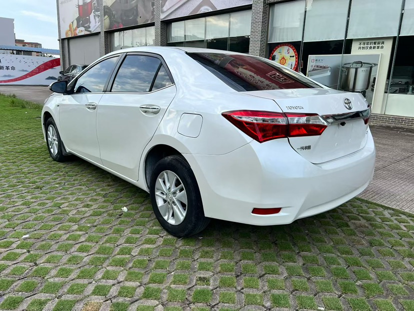 Toyota Corolla 2017 car image #8