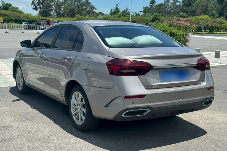 GEELY Emgrand 2021 #5 GEELY Emgrand 2021 car image #5