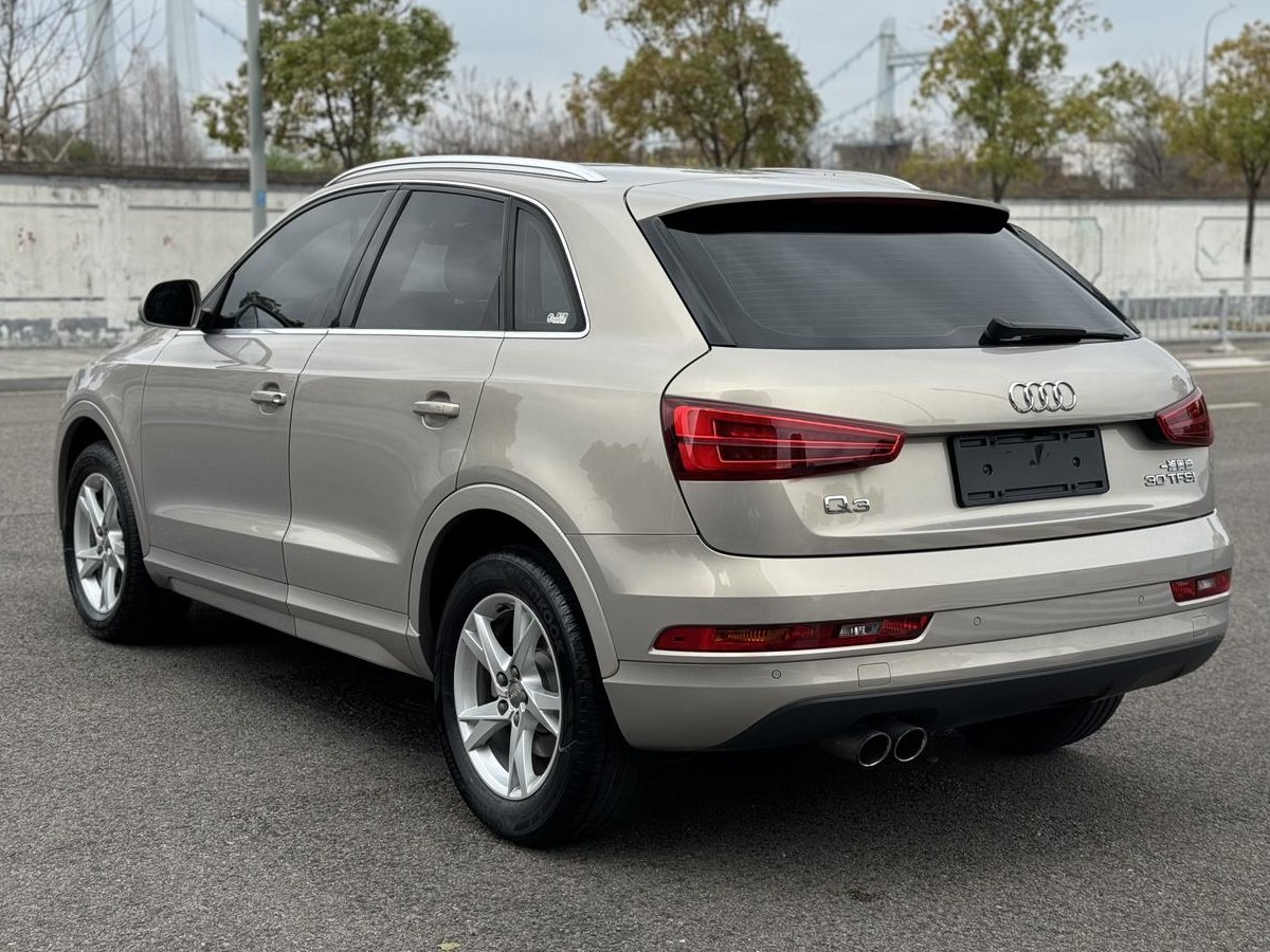 Audi Q3 2017 car image #7