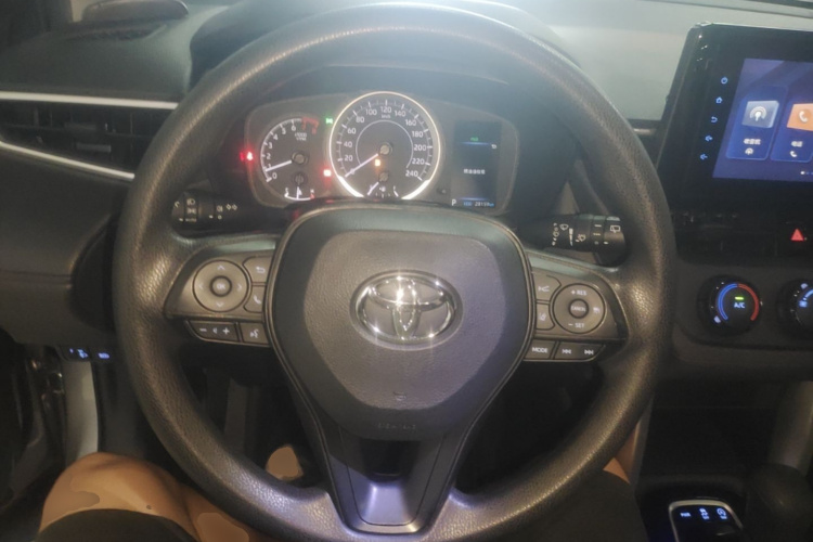 Toyota Corolla Cross 2022 #11 Toyota Corolla Cross 2022 car image #11