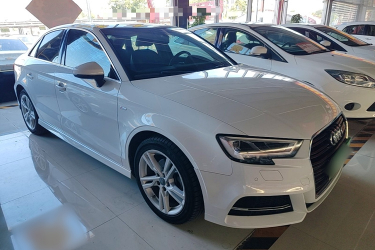 Audi A3 2020 car image #4