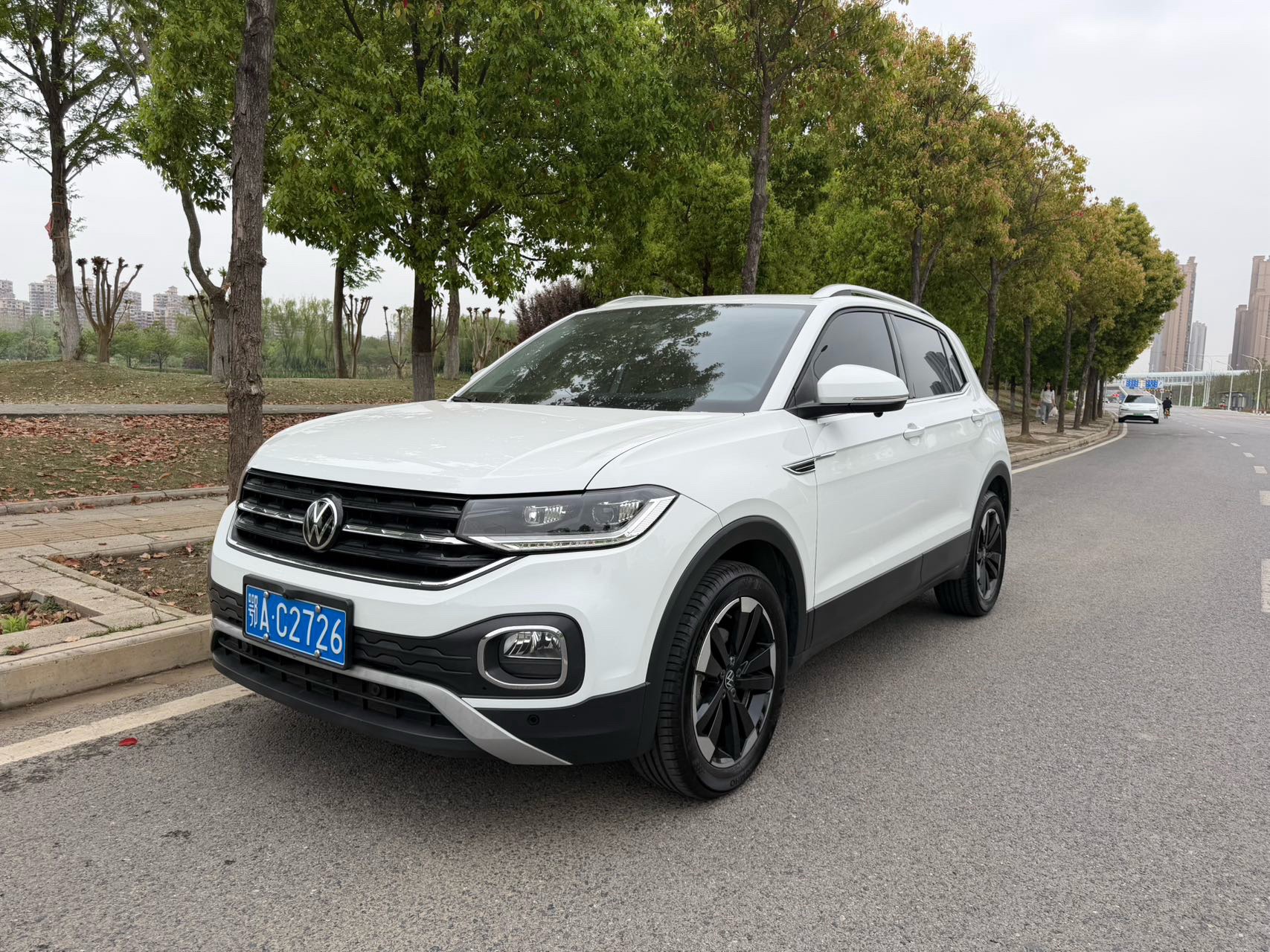 Volkswagen Tacqua 2022 car image 